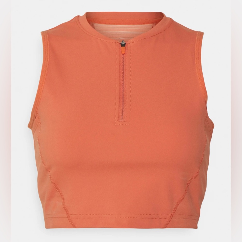 Nike womens cropped tank top, brand new with tags - Picture 2 of 5
